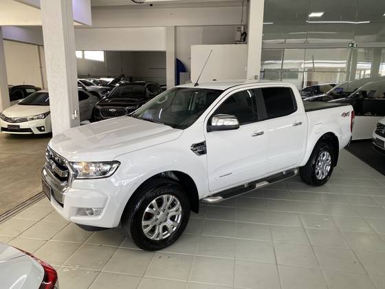 FORD RANGER 3.2 XLT 4X4 CD 20V DIESEL 4P AUTOMÁTICO FORD RANGER 3.2 XLT 4X4 CD 20V DIESEL 4P AUTOMÁTICO